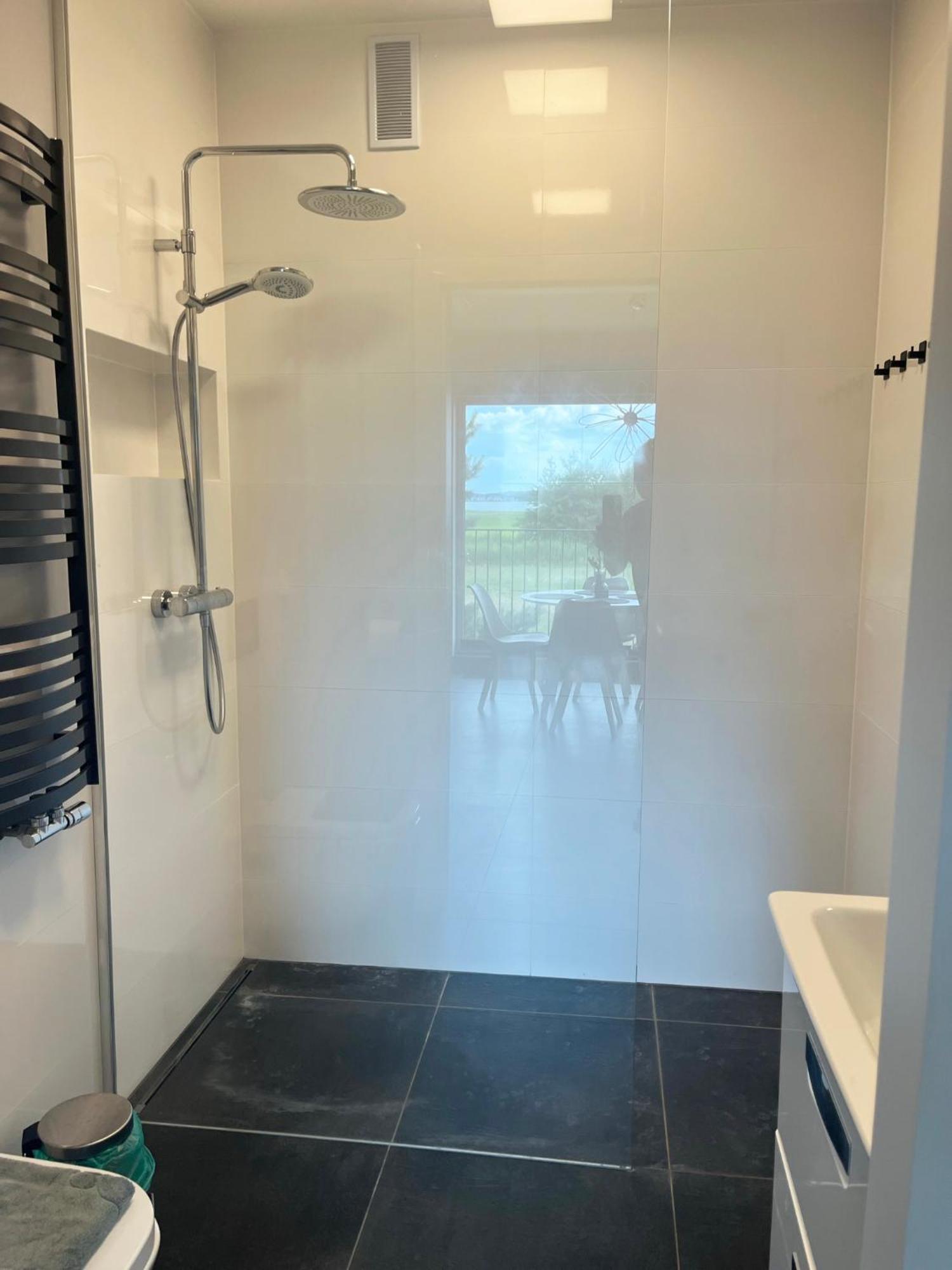 Apartamenty Pod Zaglami Dziwnowek Ngoại thất bức ảnh